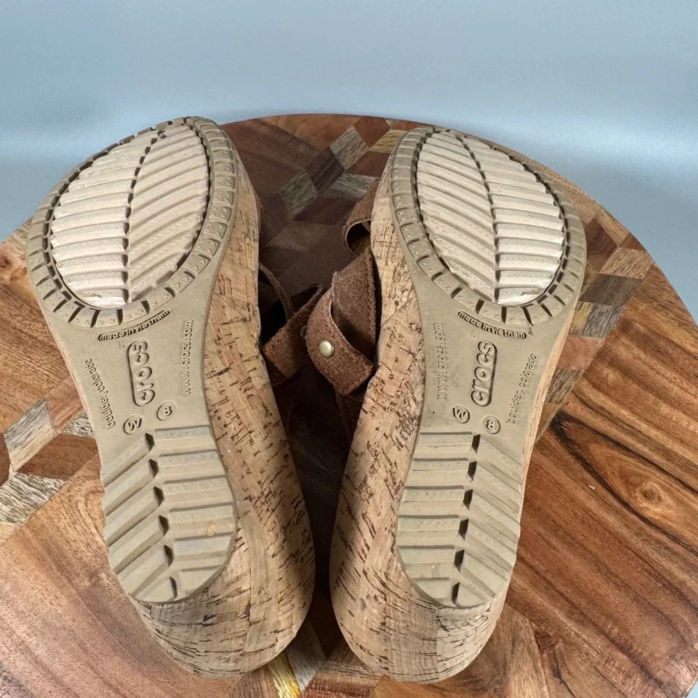 Crocs Leigh II Suede Wedge Sandals Womens 8 Brown Espresso Cork Strappy Platform